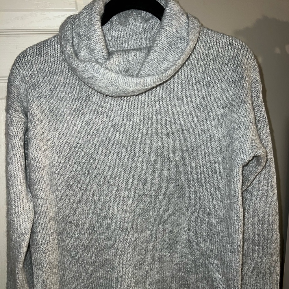 Eddie Bauer Turtle Neck